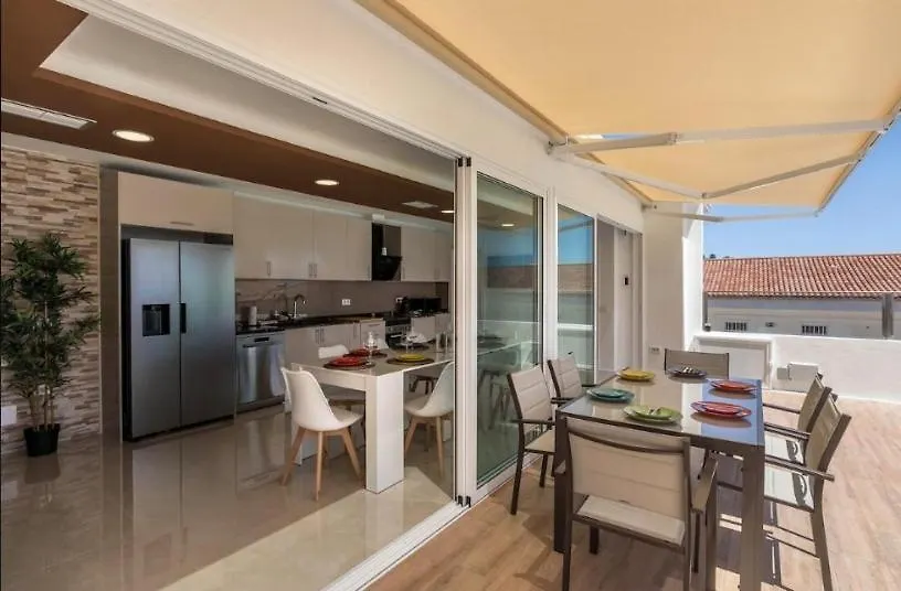Fantastica Villa Cusmano Con Piscina Privada アデヘ
