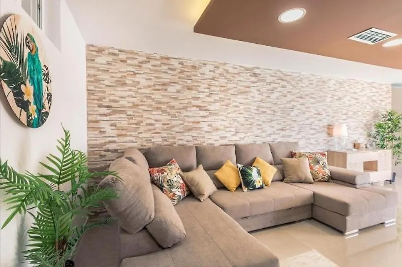 Fantastica Villa Cusmano Con Piscina Privada アデヘ